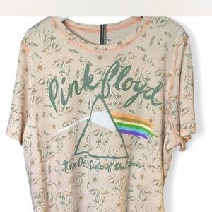 💰 SALE
Pink Floyd Peach Floral Graphic Cropped Top